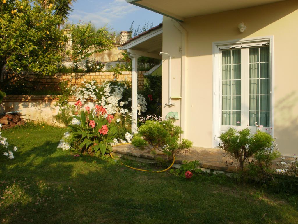 Triantis Apartments Lygia  Rum bild